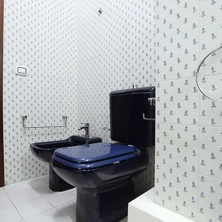 Clorinda's 3*