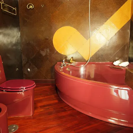 Clorinda's 3*