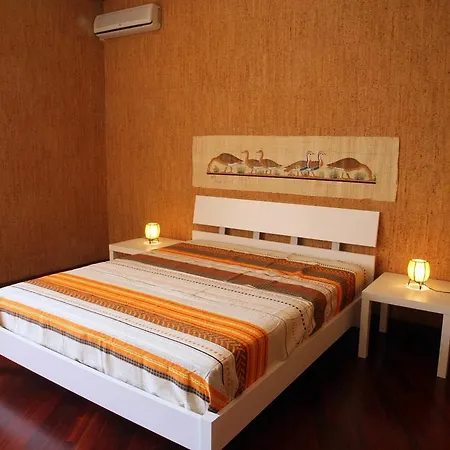 Clorinda's 3*